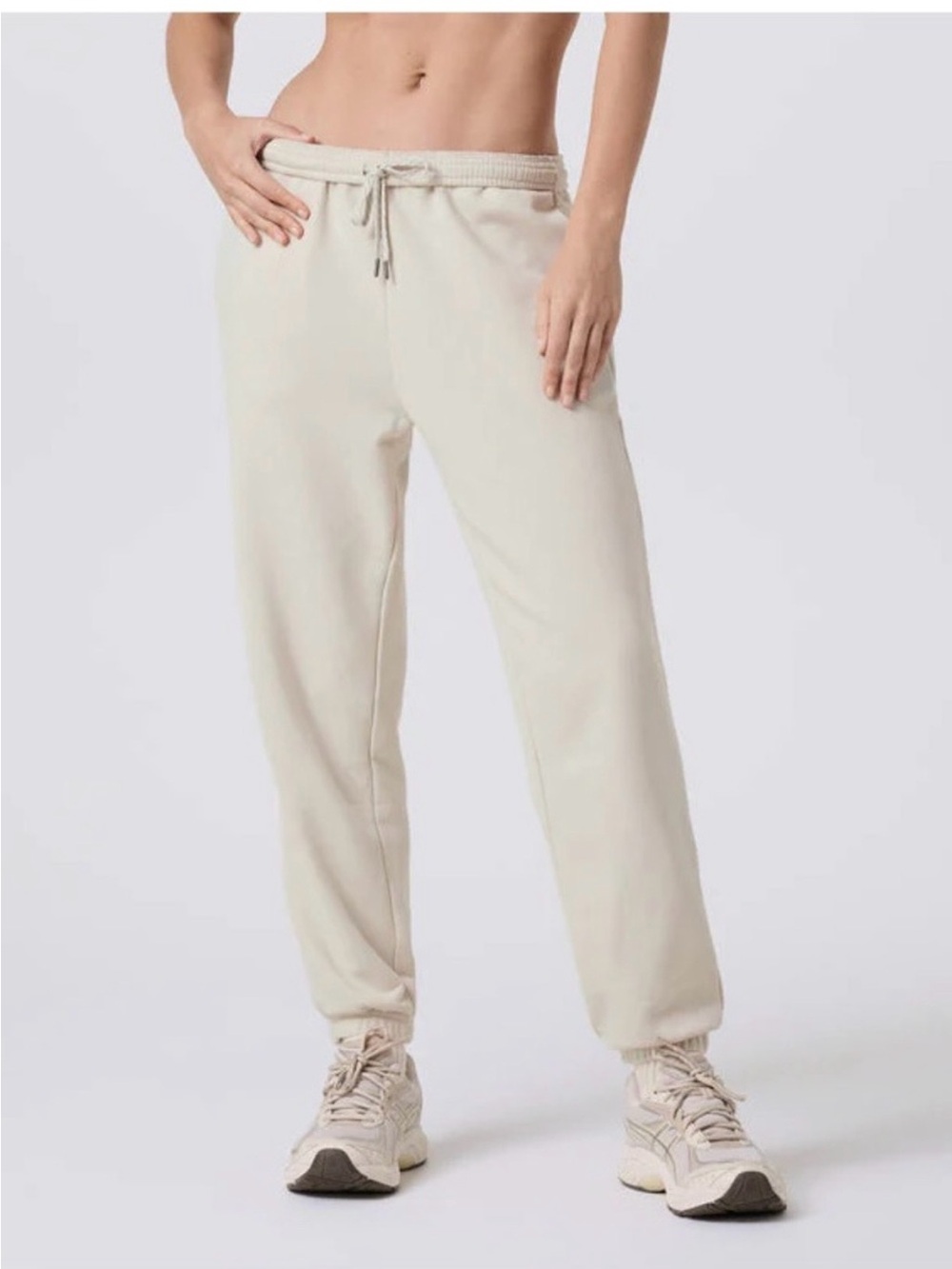Vuori Sedona Women’s Cream sweatpants size small